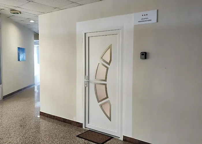 Apartment Apartma Veneziano Rose *